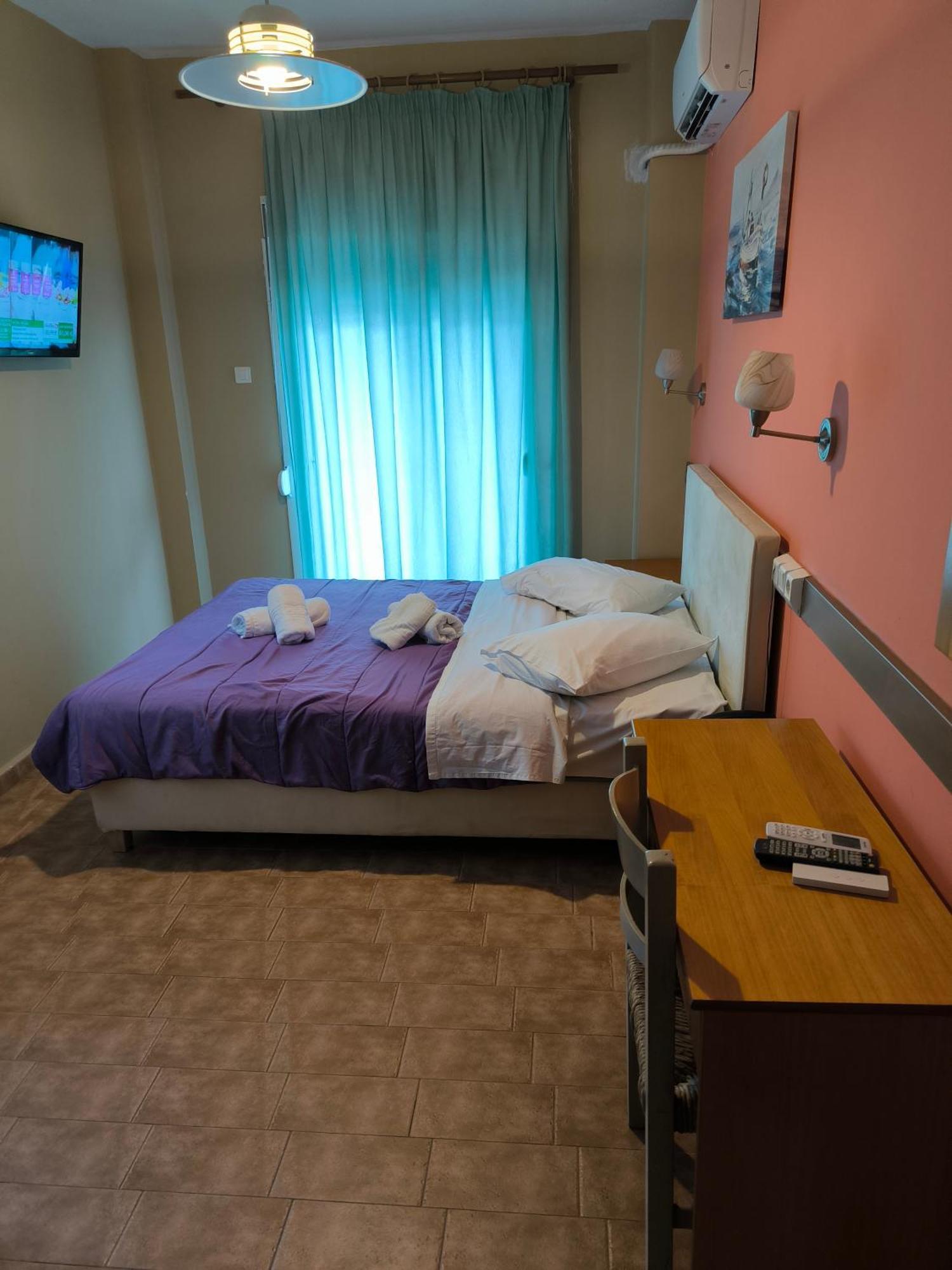 Hotel Almira Agia Triada  Extérieur photo