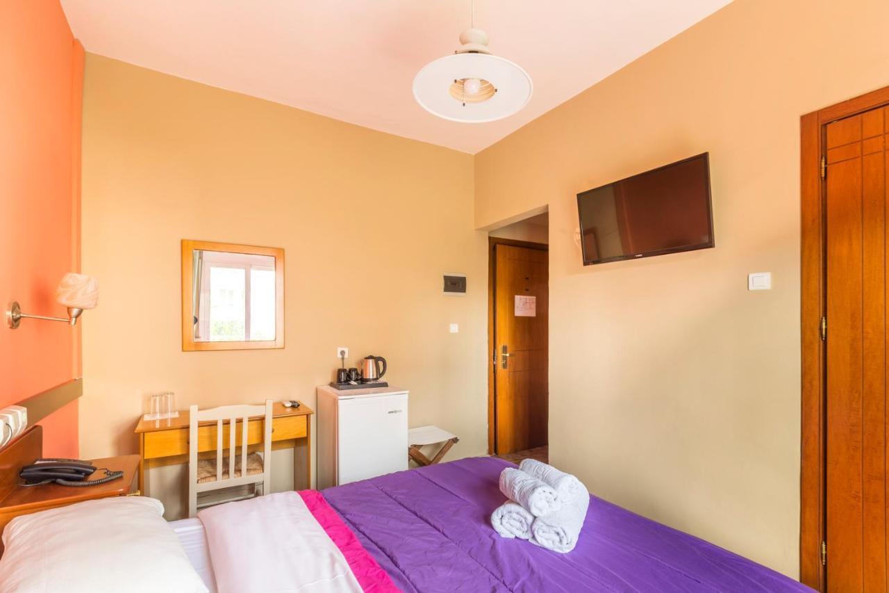 Hotel Almira Agia Triada  Extérieur photo