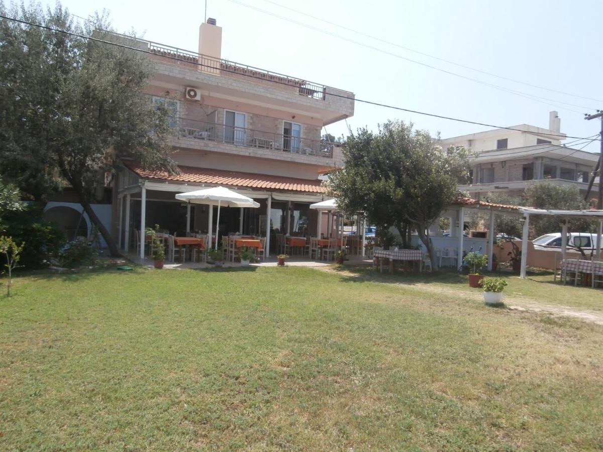 Hotel Almira Agia Triada  Extérieur photo
